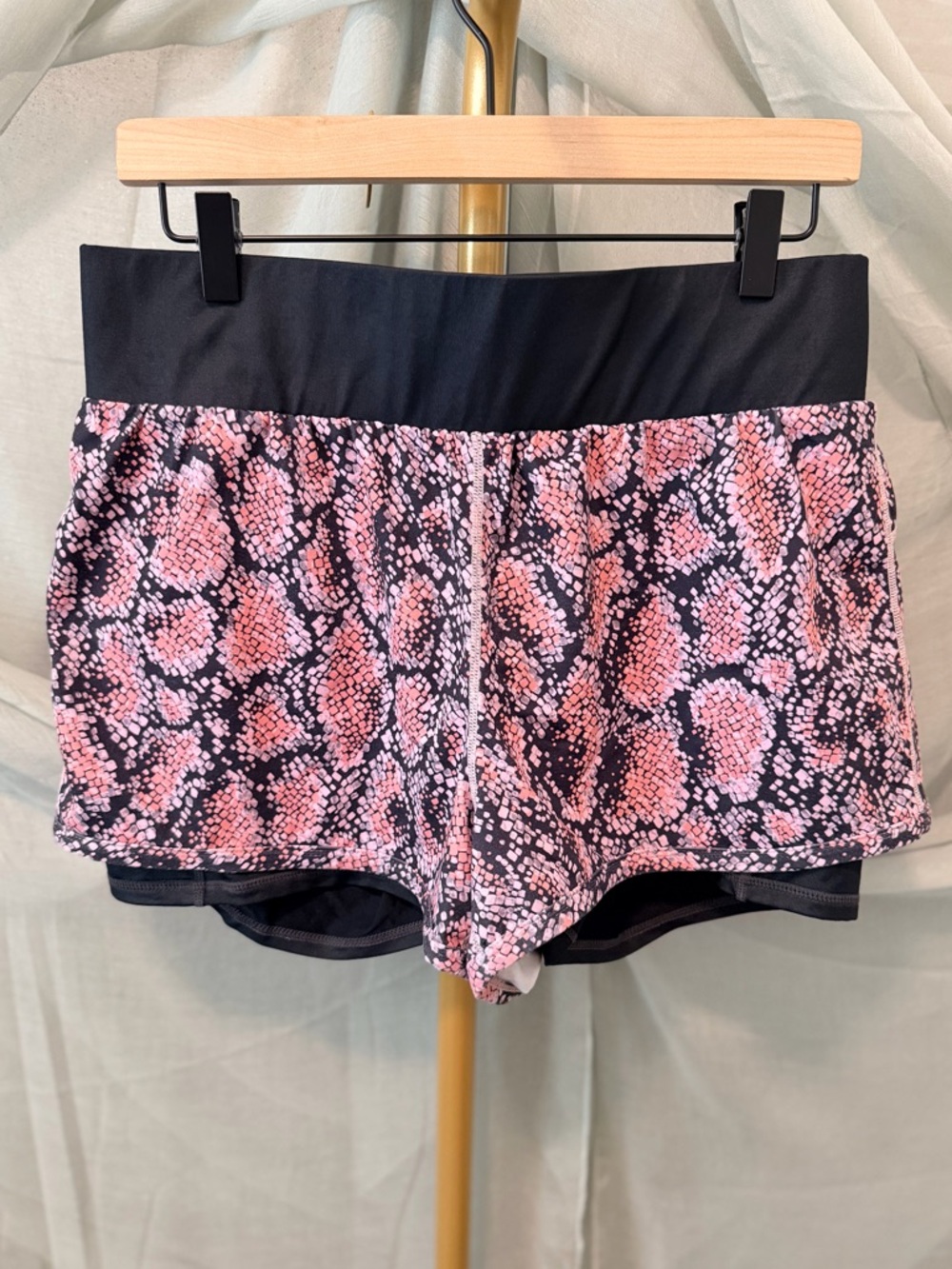 Women's Pink and Black Patterned 2-in-1 Athletic Shorts